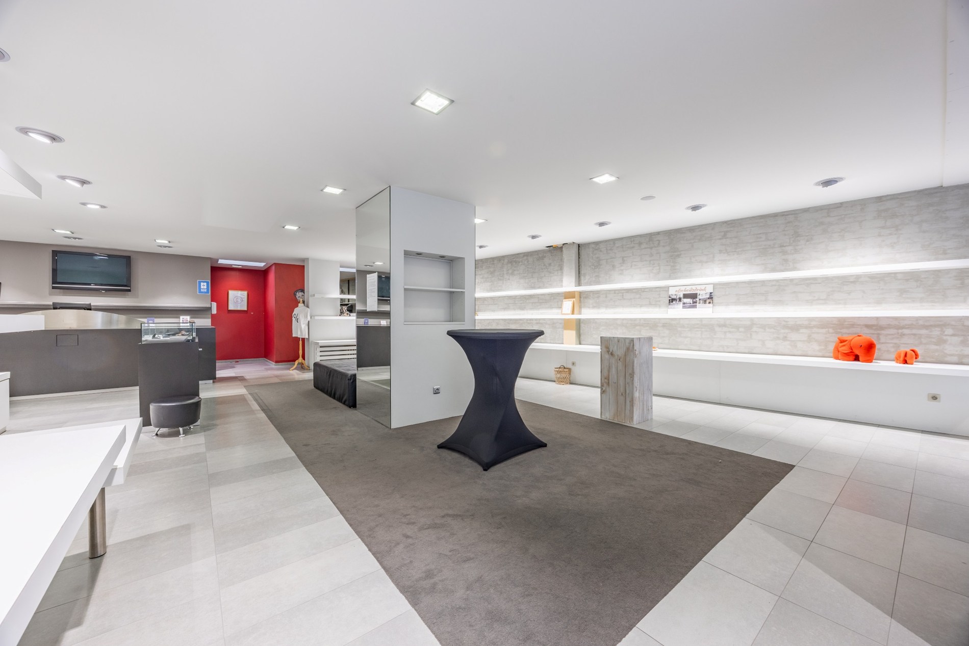 Commercial à louer à Zwevegem - photo 3