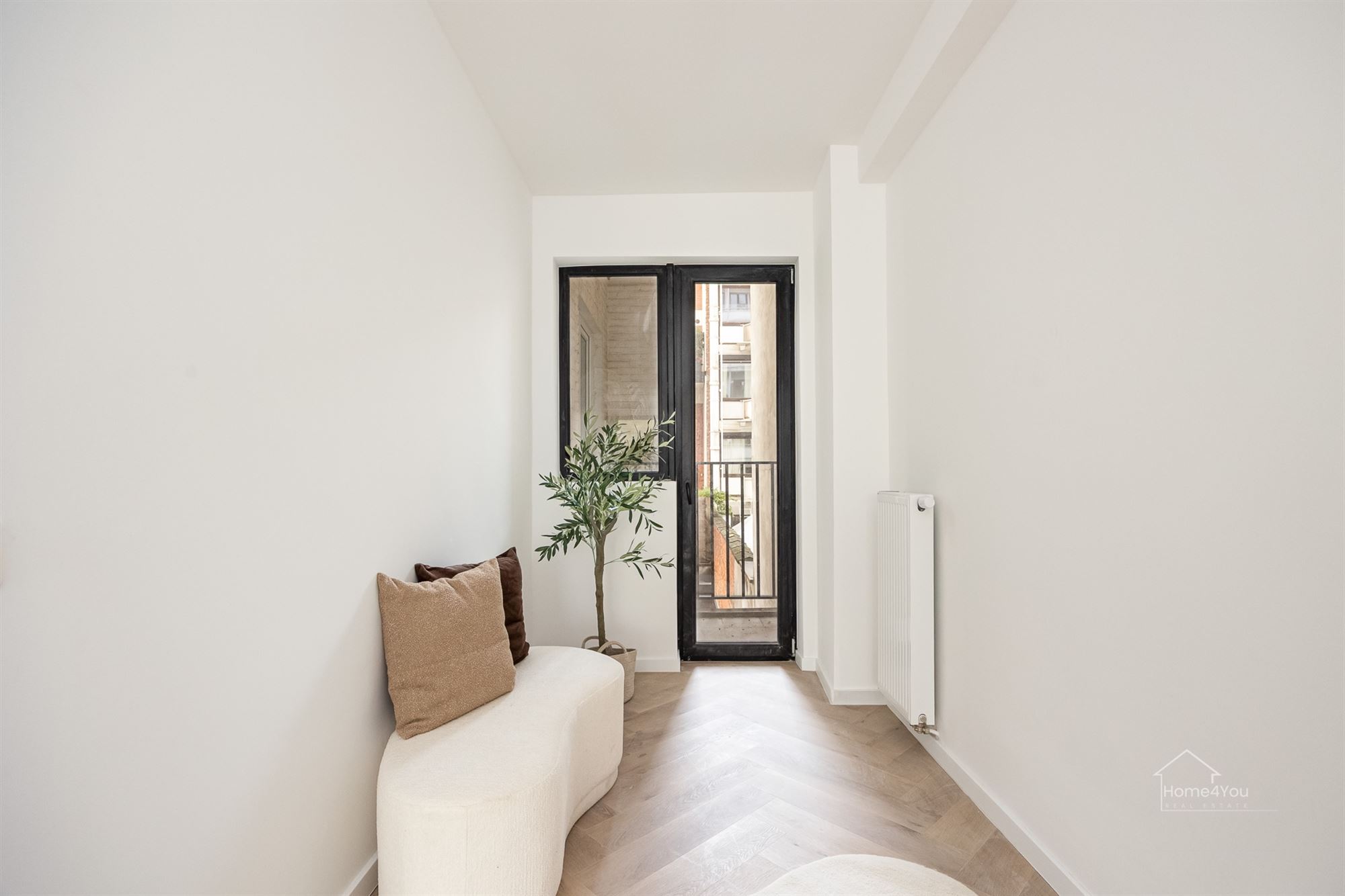 Prachtig gerenoveerd appartement in hartje Antwerpen te koop - foto 3