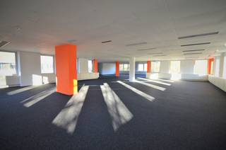 Unieke kans om moderne en functionele kantoorruimtes te verwerven in Waterloo Office Park K. Gelegen in een groene en strategische omgeving,...