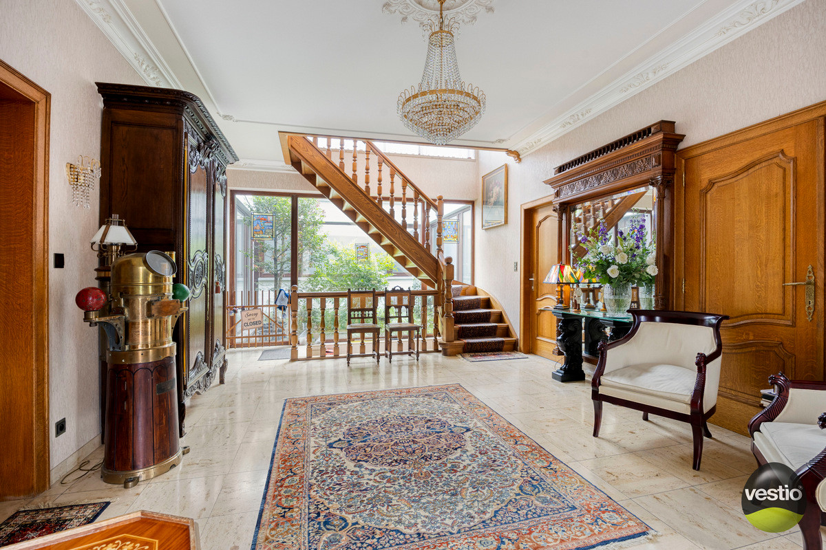 ROYALE WONING MET DOKTERSPRAKTIJK TE BILZEN HOESELT. - foto 5