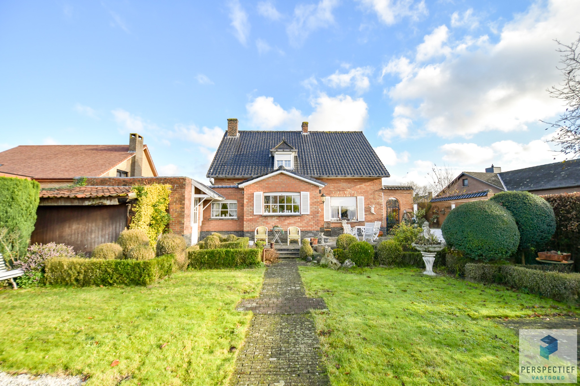 Ruime te renoveren woning met grote tuin op 858m² - foto 5