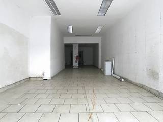 This commercial property for sale in Antwerp offers an excellent opportunity for entrepreneurs. Located in the lively Dambruggestraat in Antwerp, this commercial space for sale enjoys optimal visibility thanks to its wide window.<br /><br />Layout:<br />- open commercial space<br />- cold store<br />- kitchen<br />- bathroom<br />- storage space on the first floor<br /><br />Advantages of this property:<br />- excellent commercial location in the Dambruggestraat with a lot of passage all the time<br />- large windows that provide maximum visual exhibition and light<br />- convenient accessibility near the station, the center and major access roads<br /><br />Are you interested in an apartment, house or business for sale in Borgerhout? Don't hesitate to contact us. <br />If you would like to sell your own property, please contact us for a free estimate, by phone at 03/206.76.76 or by email to antwerpen@dewaele.com.<br /><br />You can also always come to us for all other questions about real estate!<br /><br />Register of measures: no<br /><br />These AI visualizations are intended as inspiration. No technical specifications, urban planning regulations, or concrete realization possibilities were taken into account.