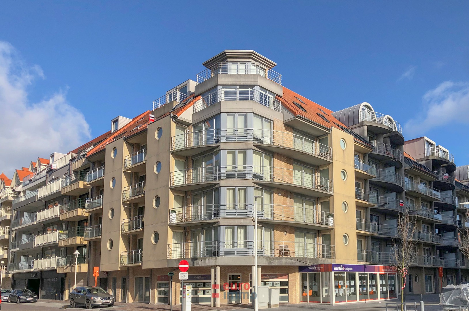 Garage for rent in Nieuwpoort - photo 1