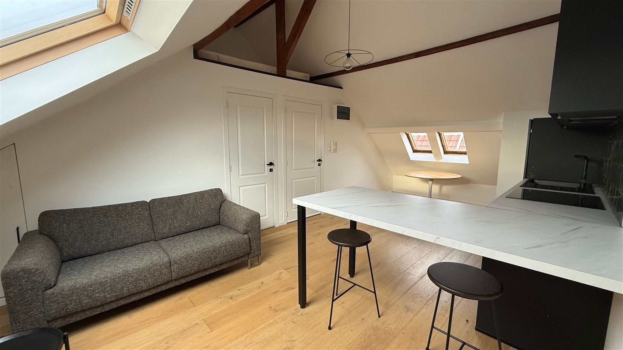 Gerenoveerde studio op toplocatie - foto 4