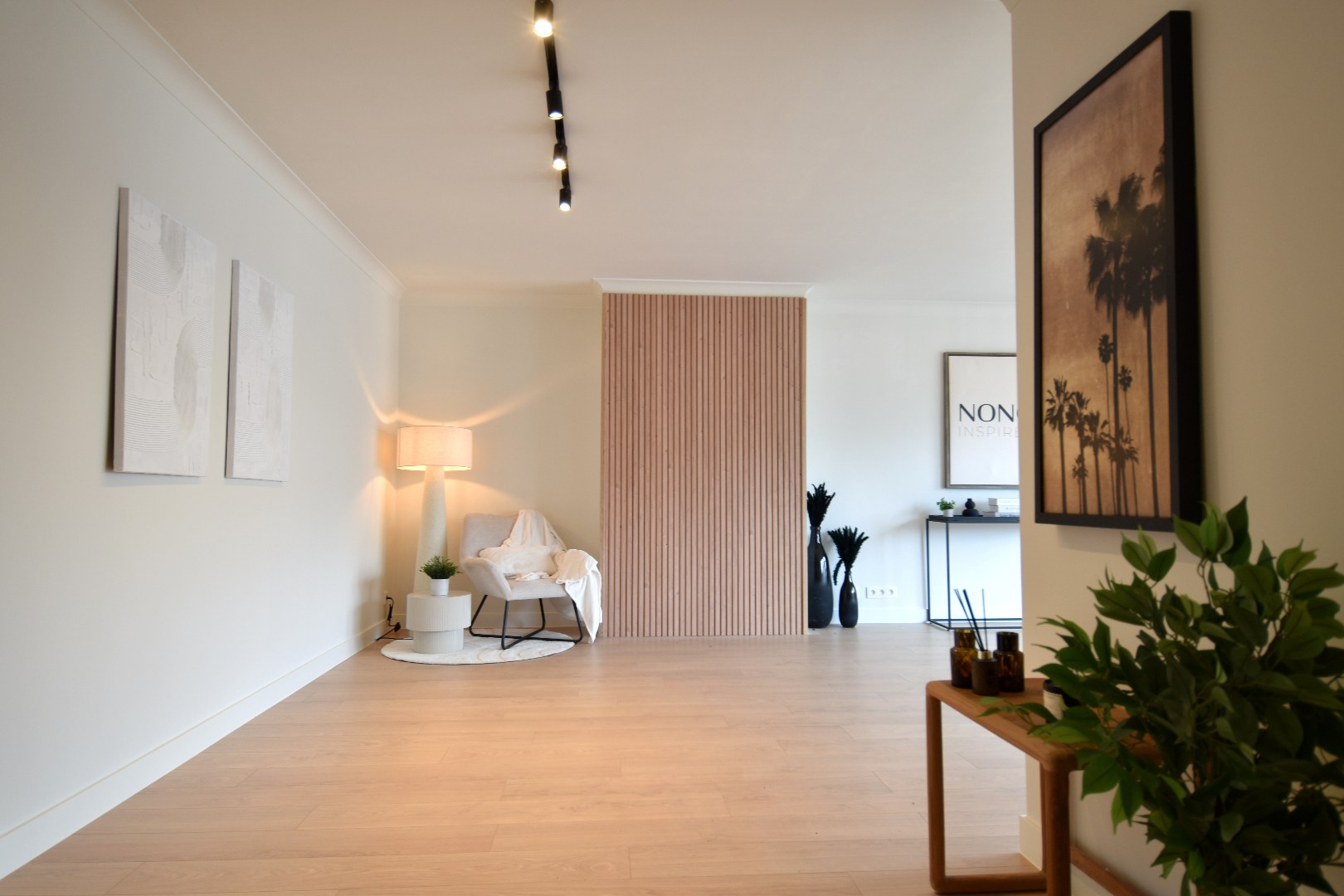 Instapklaar appartement met 2 ruime slaapkamers en balkon te Gullegem - foto 3