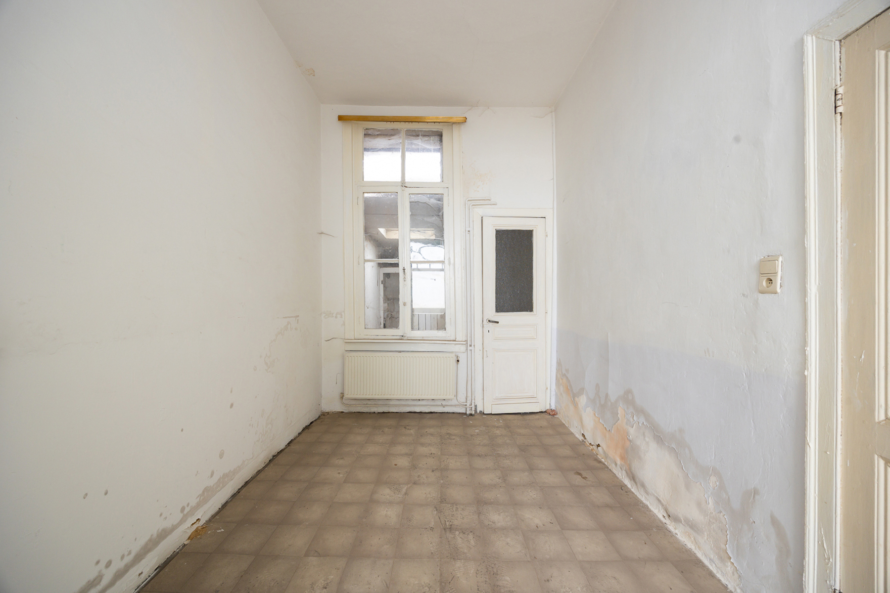 Ruime renovatiewoning met 5 slaapkamers - foto 5