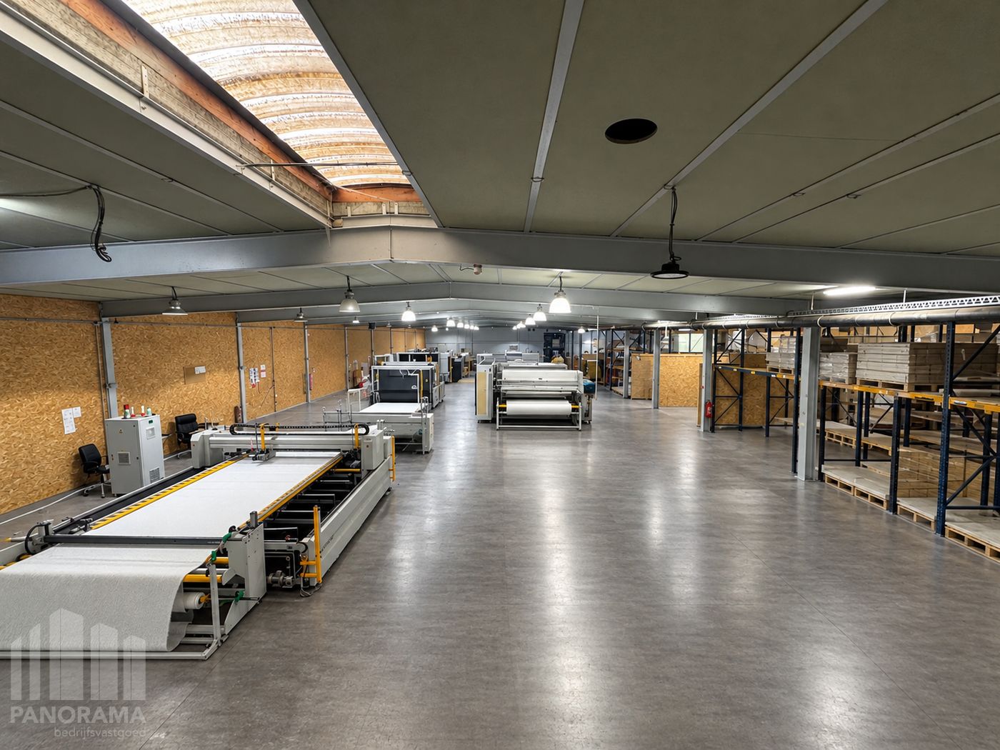 Gunstig gelegen magazijn van 3.860 m² met kantoren nabij de A12 - foto 5