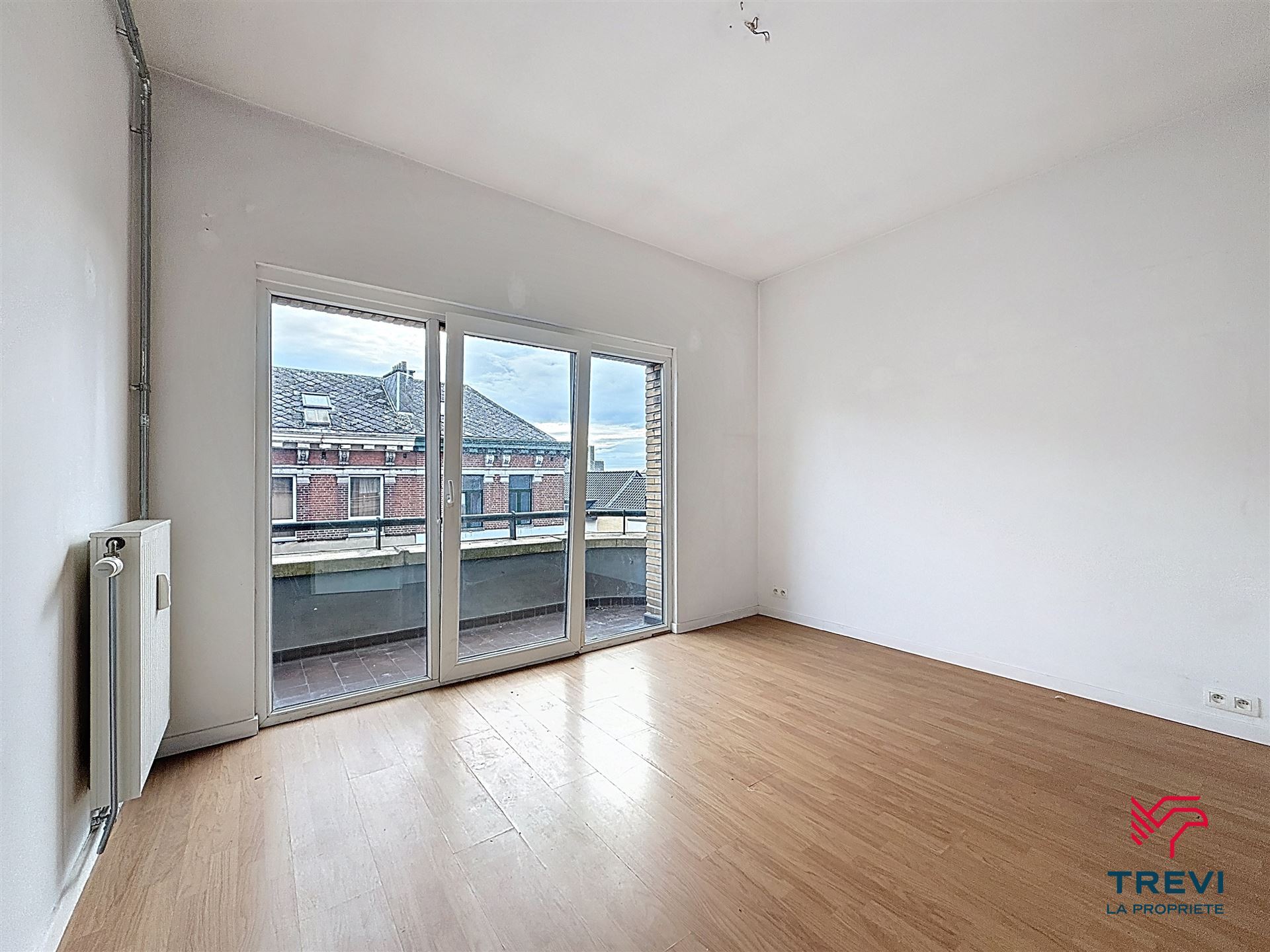 Apartment for rent in Charleroi with 1 bedroom - photo 2