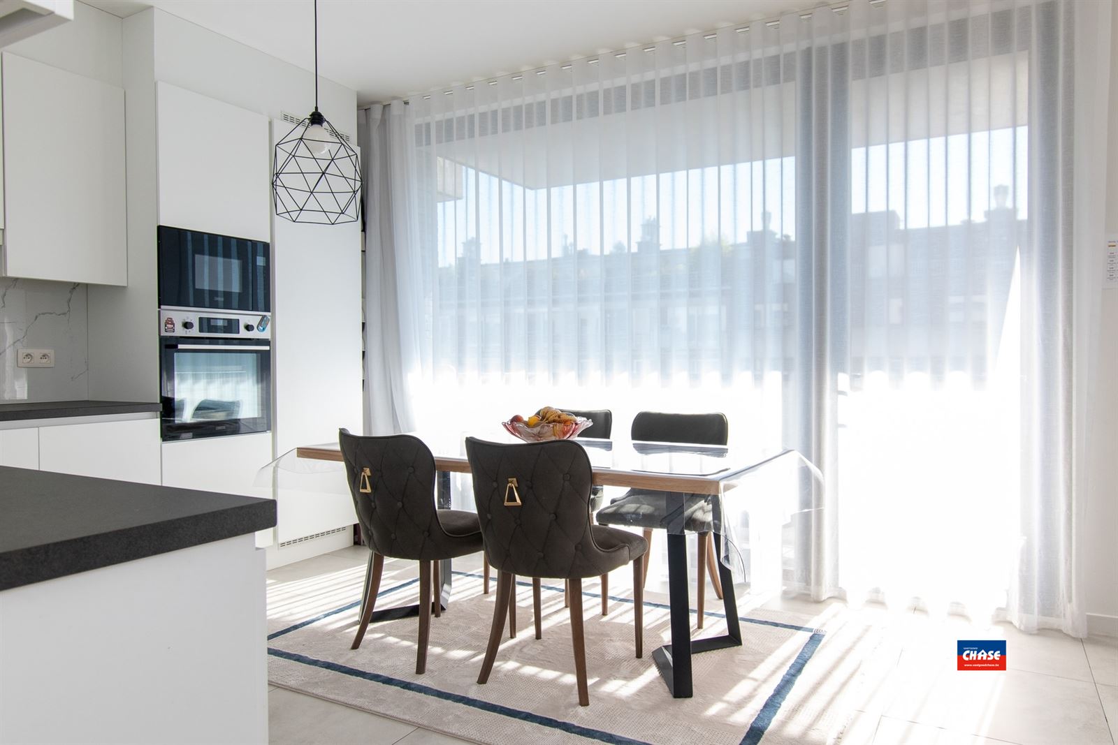 Appartement met 3 slaapkamers, terras en autostaanplaats - foto 5