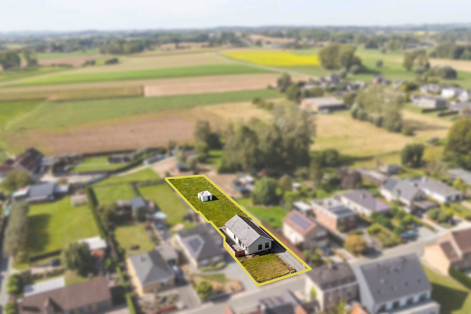 Prachtig gelegen bouwgrond met vergunde plannen. - foto 3