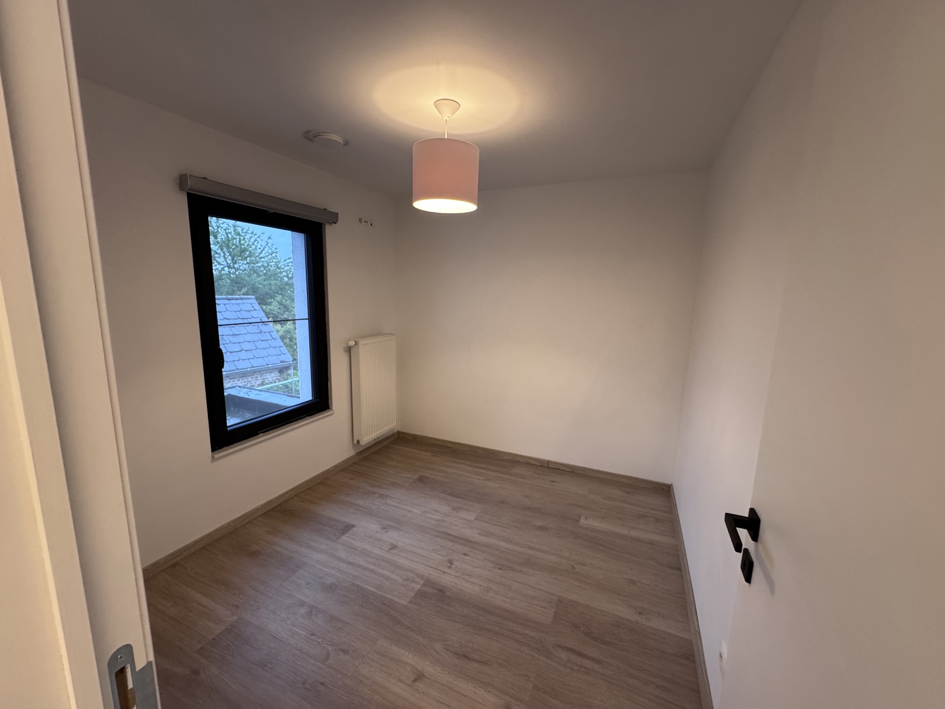 Ruime gezinswoning met 4 slaapkamers - foto 5