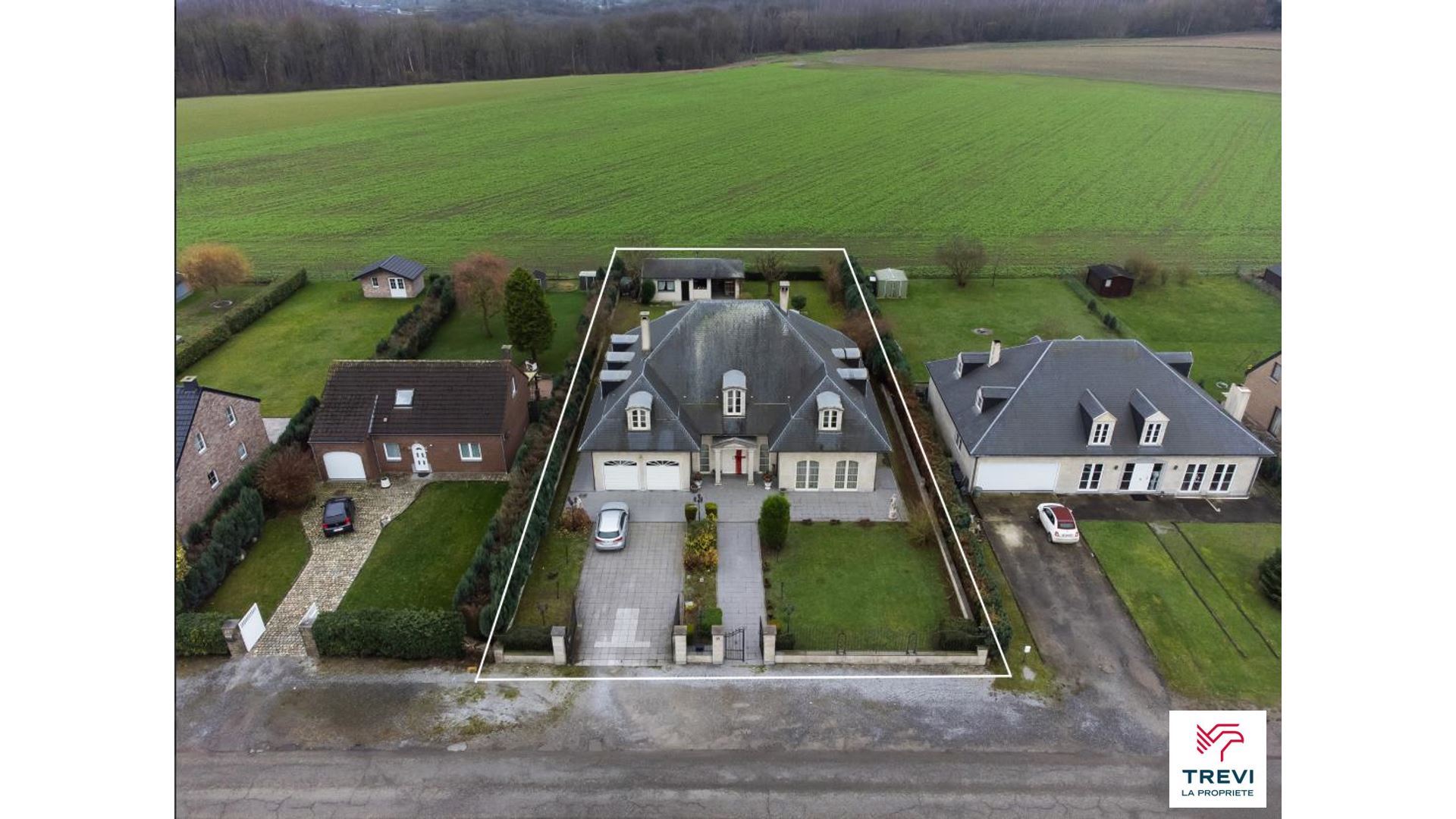 Villa de prestige, avec 5 chambres, aux prestations remarquables - photo 1