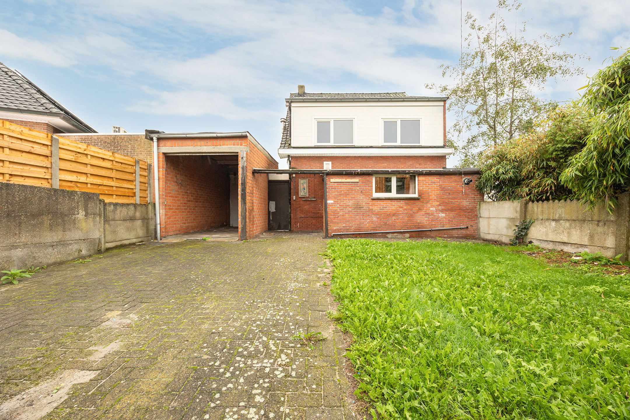 Te renoveren woning met 3 slpks. Epc D, conforme elektr. - foto 4