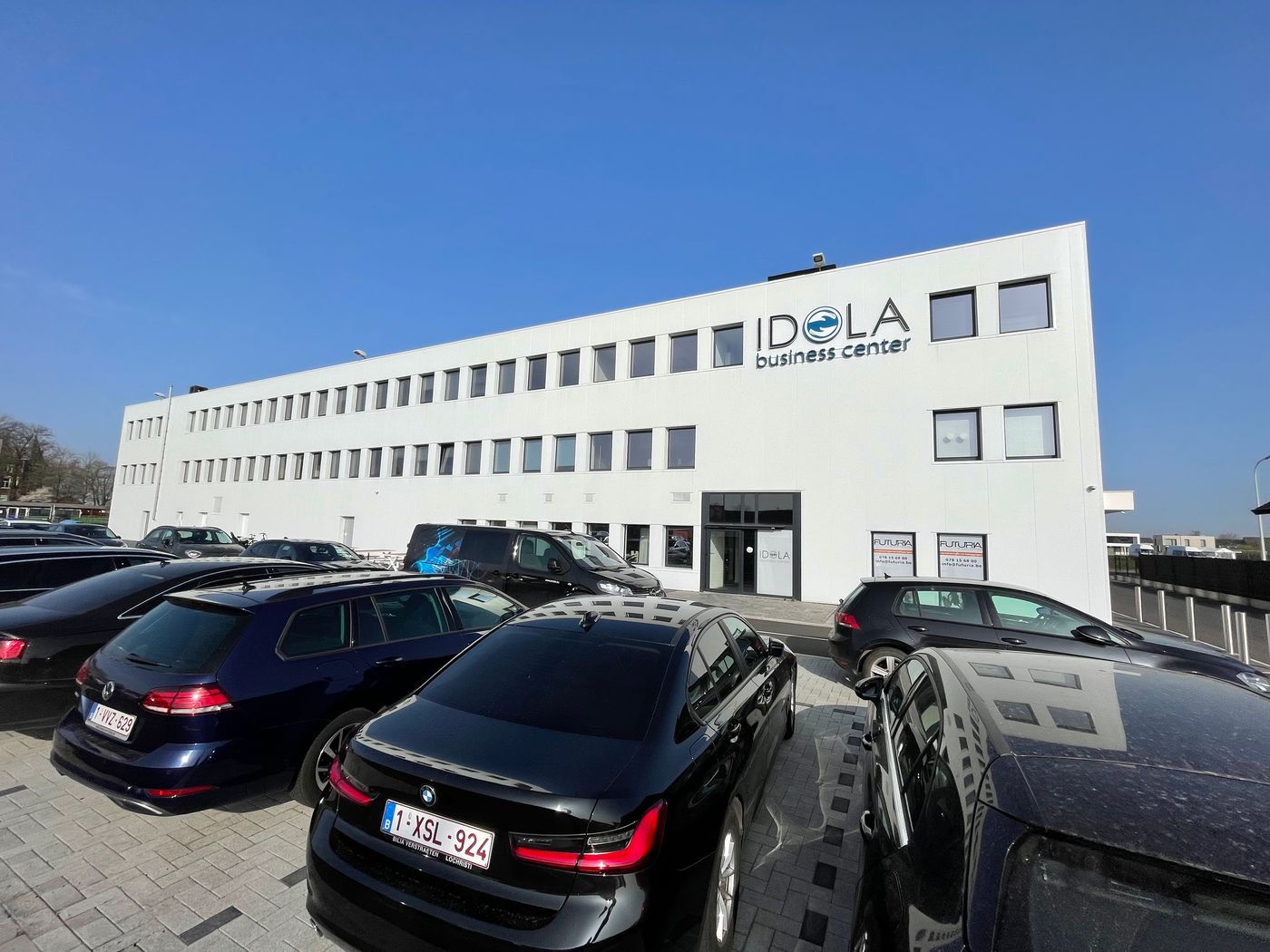 Bureaux meublés de 50 m² près du R4 - photo 5