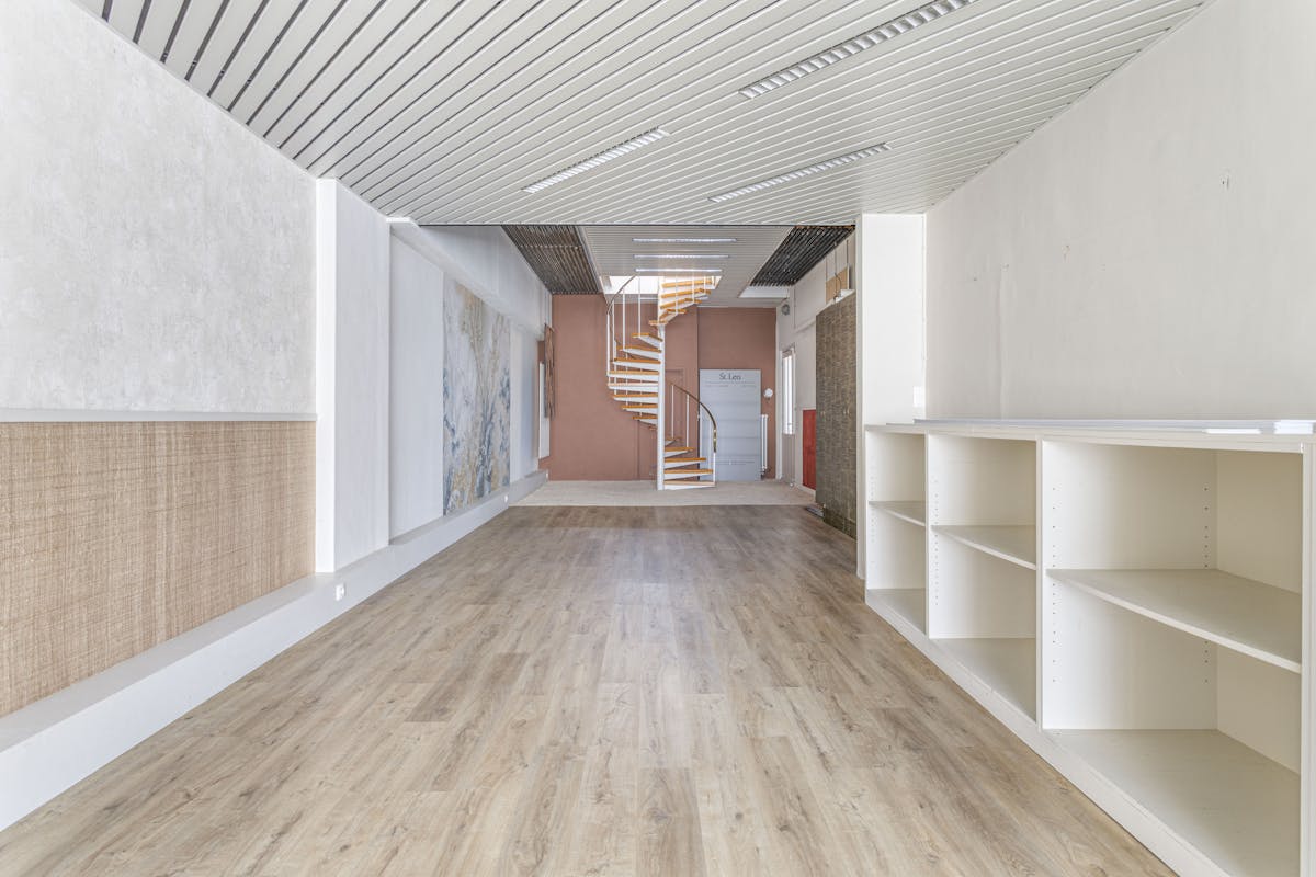 Bâtiment commercial avec entrepôt à louer à Loppem - photo 4