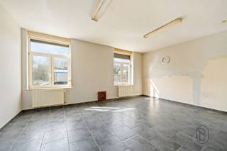 Interessante investering met mooi rendement! Gelijkvloers appartement met 2 slaapkamers, garage en uitbreidingsmogelijkheden. Dit ruime...