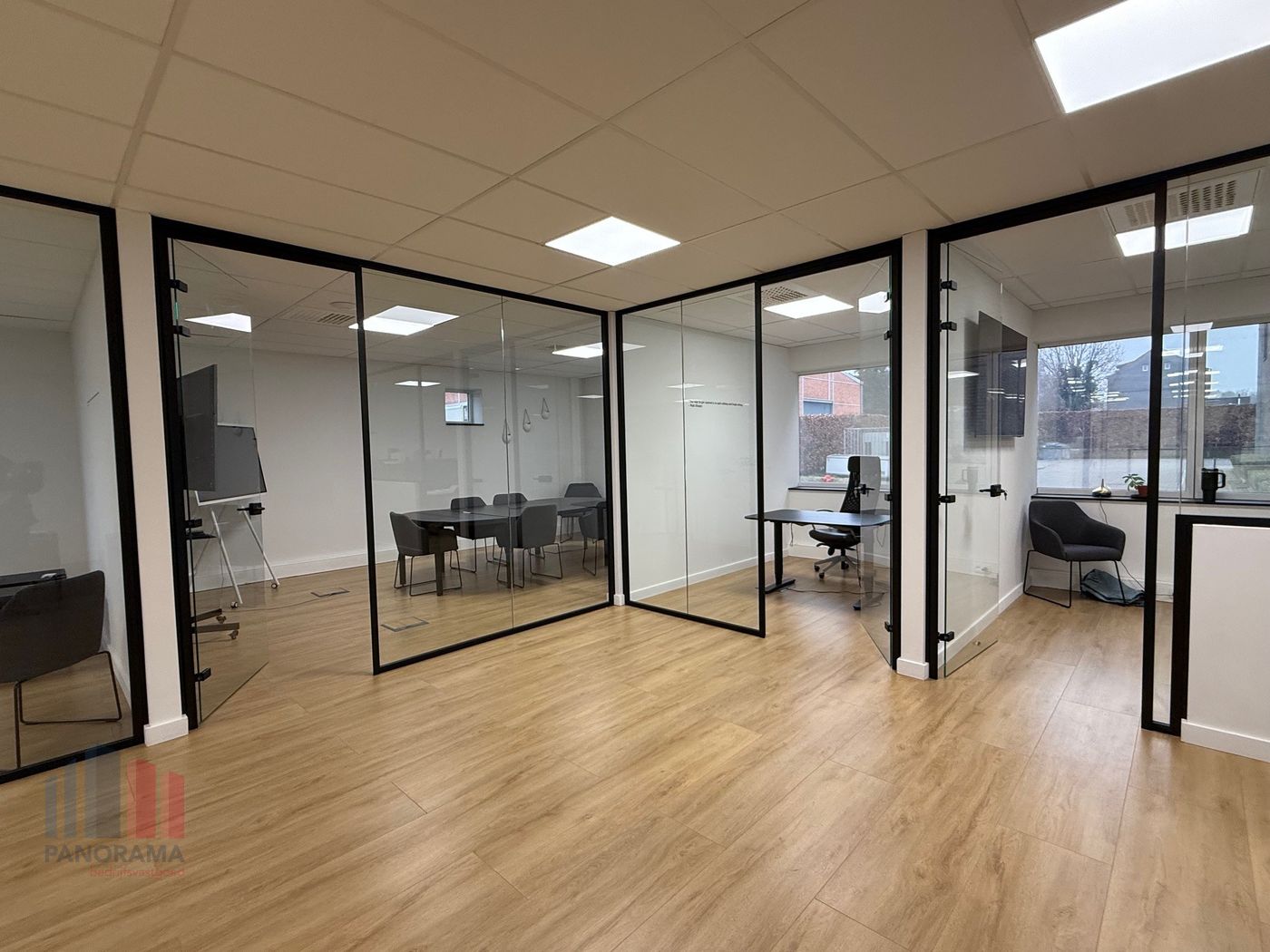 Lichtrijke kantoorruimte van 241 m² nabij de E19 - foto 4