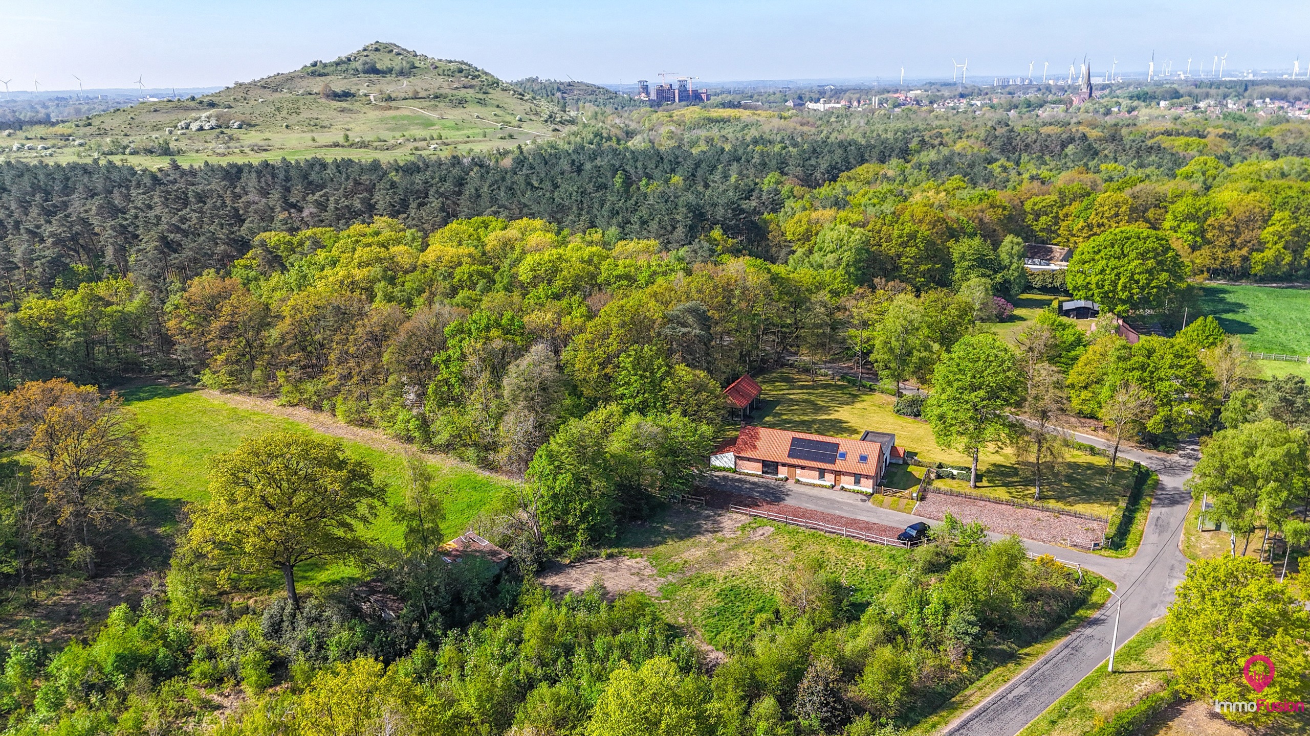 Multifunctioneel horecapand op een perceel van 1.9 hectare! - foto 4