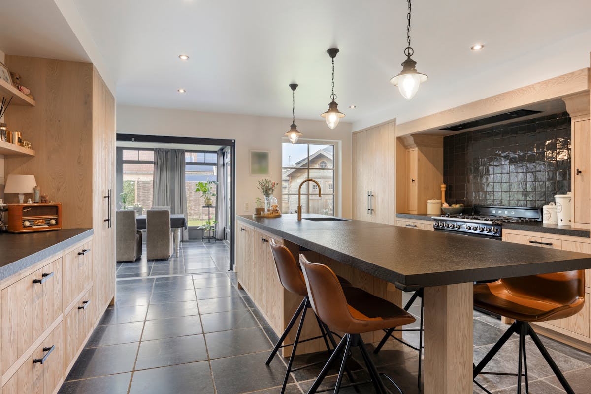 Alleenstaand huis op toplocatie te Izegem - foto 3