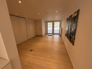 Kantoor of praktijkruimte te huur van ca. 80 m² in centrum Kuurne. Het pand is instapklaar en heeft voorliggend voldoende...