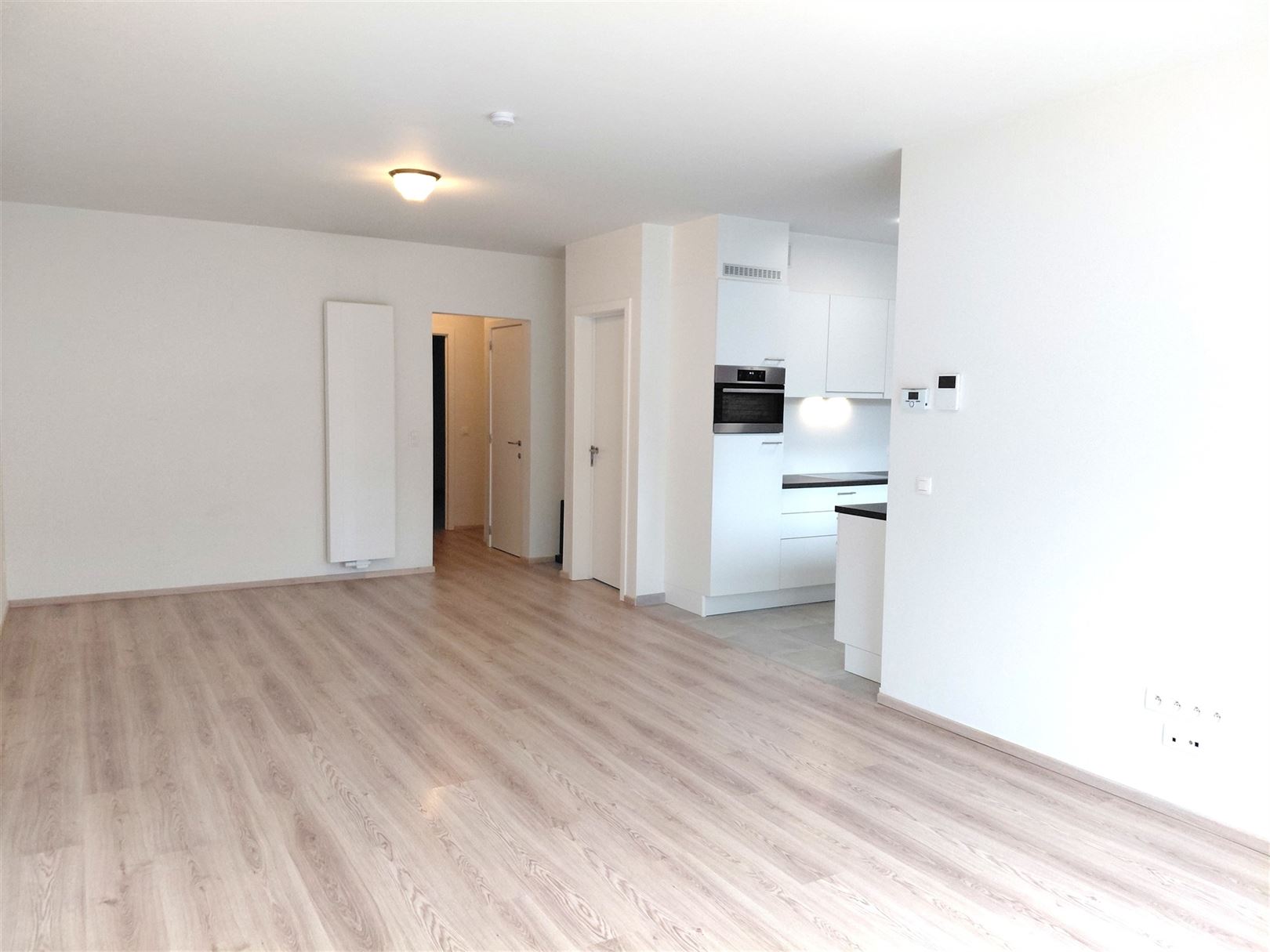 TE HUUR: Gelijkvloers appartement met 2 slaapkamers te Heusden!  - foto 5