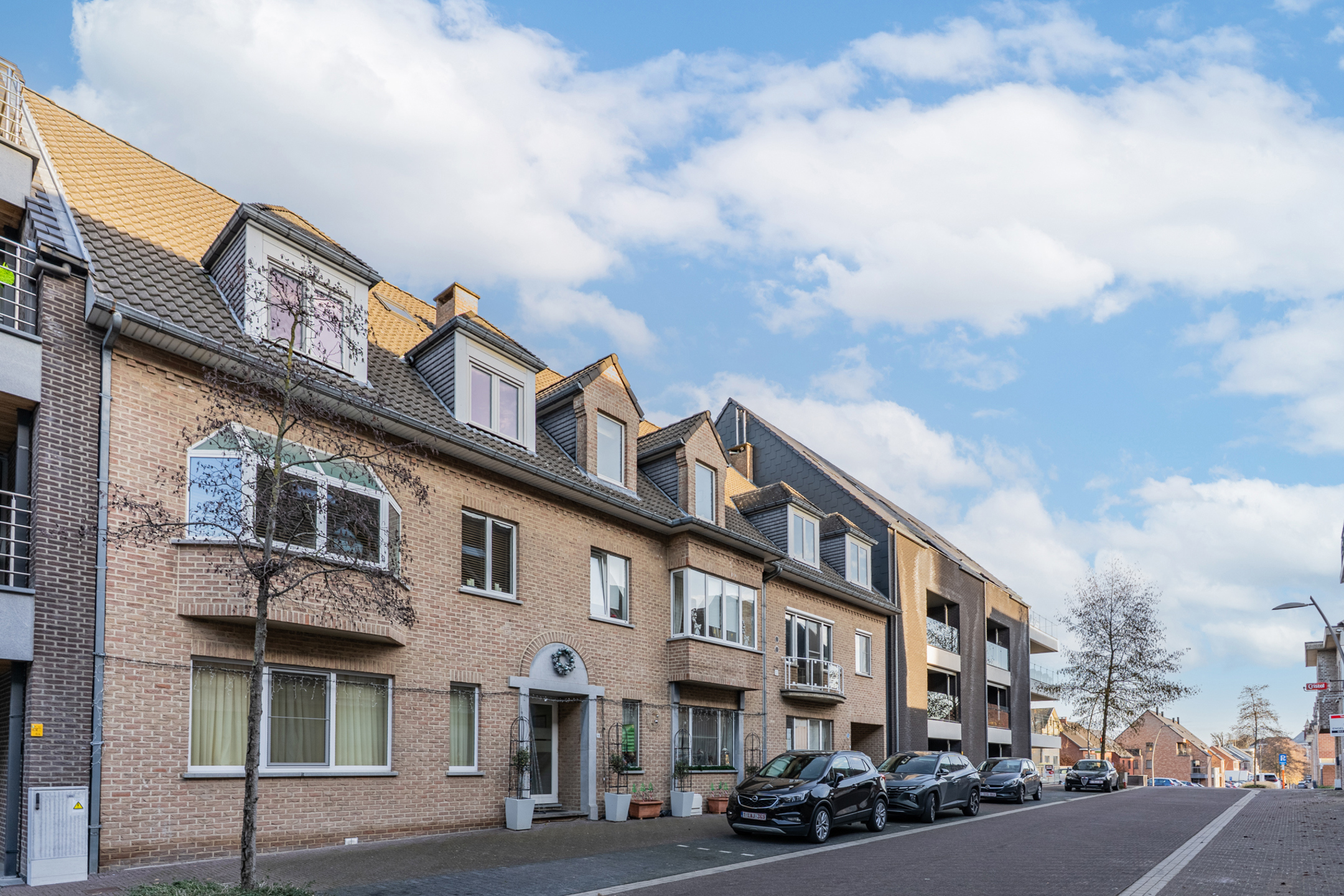 Apartment for sale in Diepenbeek with 3 bedrooms - photo 2