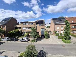 Gildenstraat 42, 2300 Turnhout- Dit aangename appartement beschikt over één volwaardige slaapkamer en een groot zonnig terras waar u in alle rust...