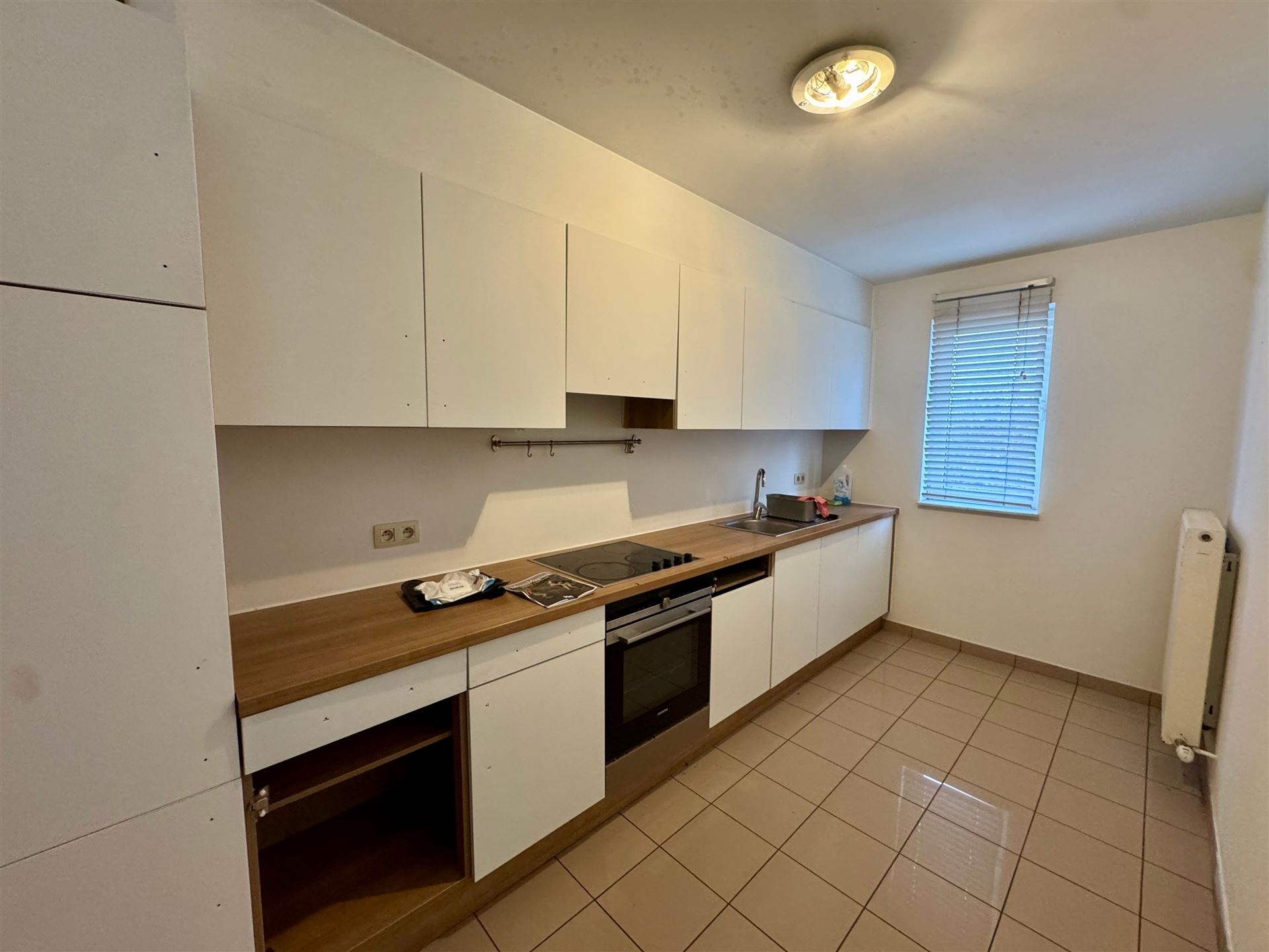 Ruim appartement met 2 slaapkamers en groot terras - foto 4