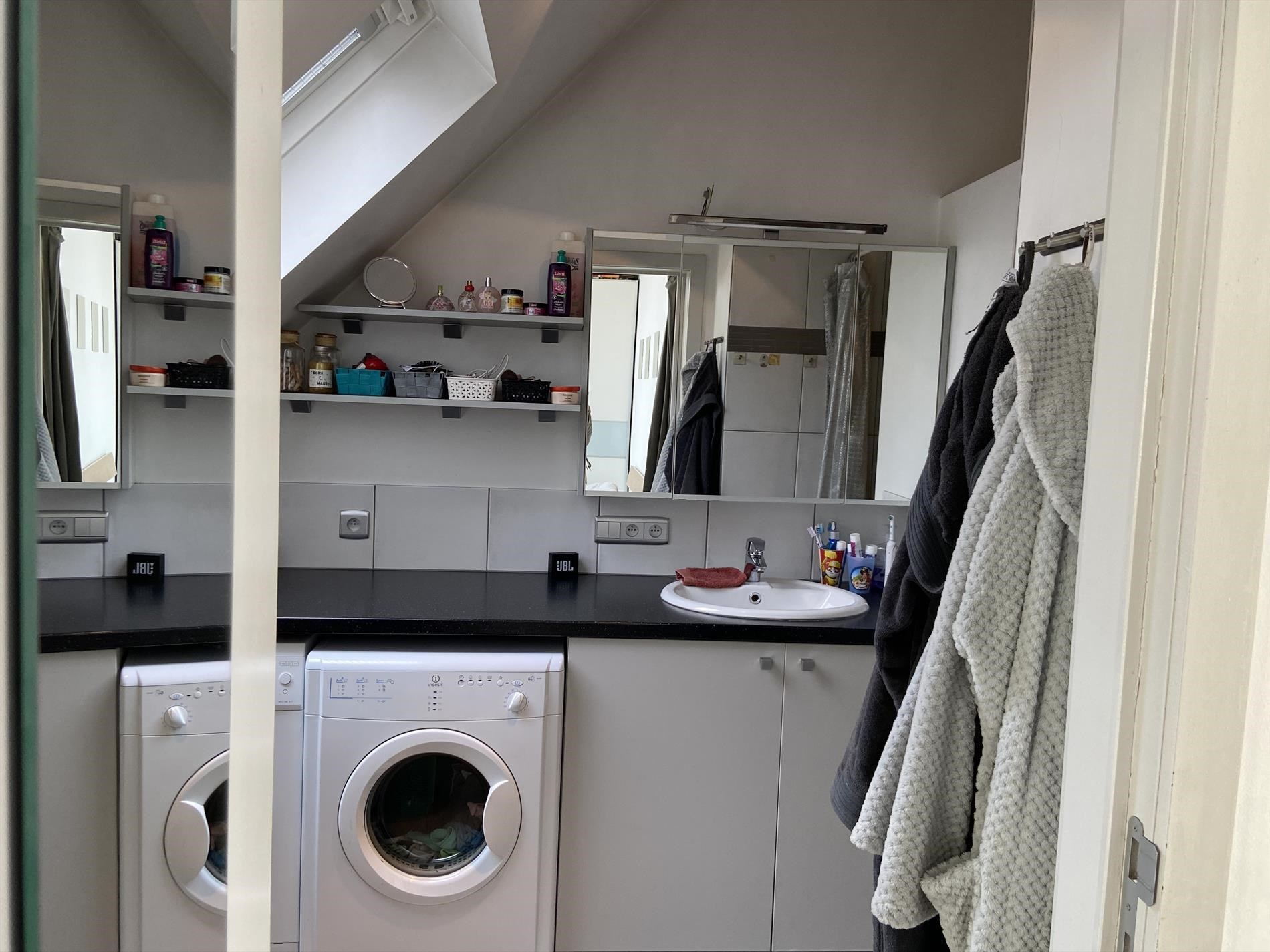 Appartement met 1 slaapkamer en zeer ruim (30m²) terras te St.-Jozef-Olen ! - foto 4