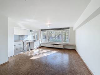 Cet appartement situé sur le Coupure Links offre l'équilibre parfait entre le charme d'un bâtiment de caractère et une finition moderne...