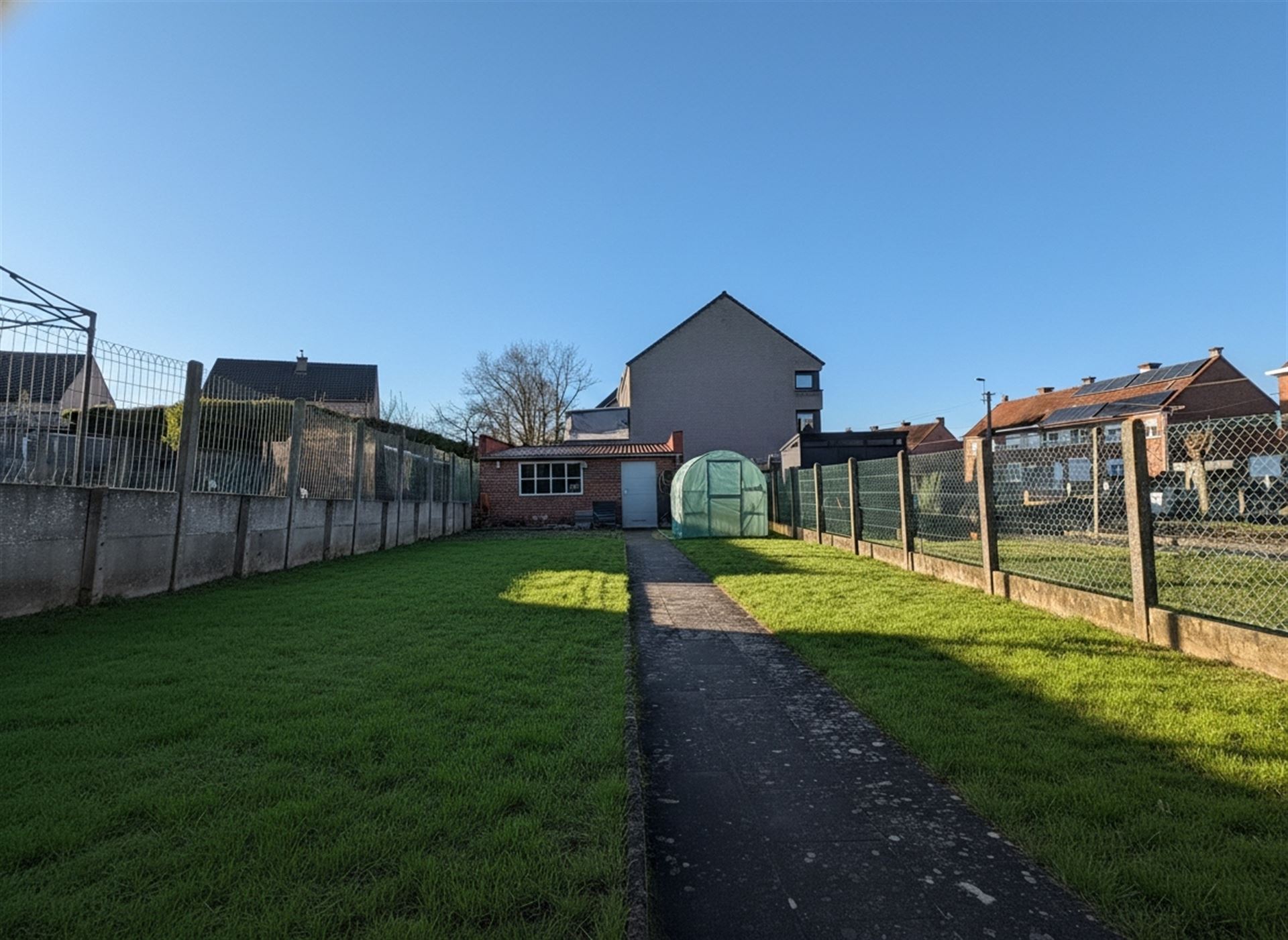 House for sale in Tubize with 4 bedrooms - photo 2