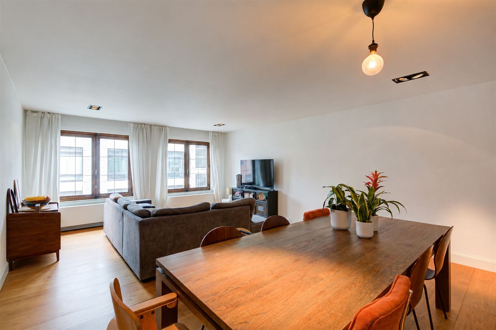 Gerenoveerd 2-slaapkamer appartement hartje centrum - foto 5