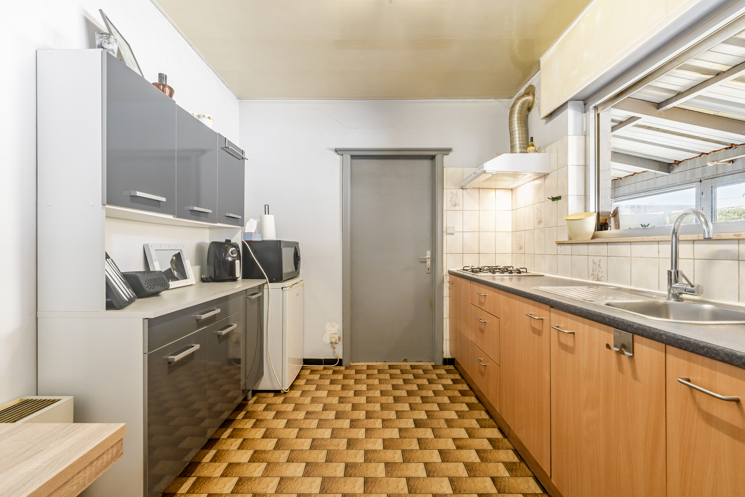 Halfopen bebouwing met 3 slaapkamers, tuin en garage - foto 5