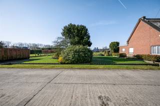 Prachtig perceel grond voor open bebouwing, gelegen op een ware A-locatie te Duffel. Dit mooie, perfect zuidwest georiënteerde perceel met...
