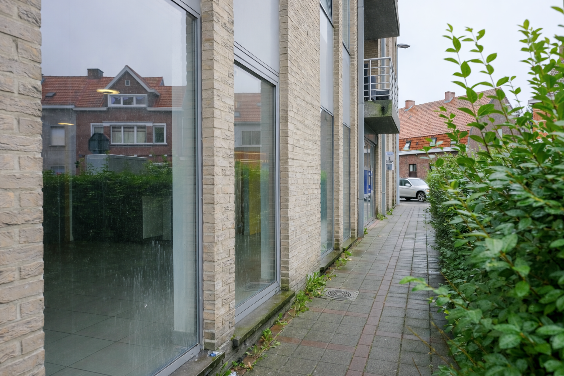 Centraal gelegen handelsruimte te koop te Tielt Centrum - foto 5
