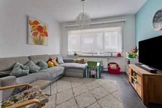 Op zoek naar een ruime woning met veel potentieel? Deze driegevelwoning, gelegen op een uitstekende locatie nabij het centrum van Merchtem, biedt...