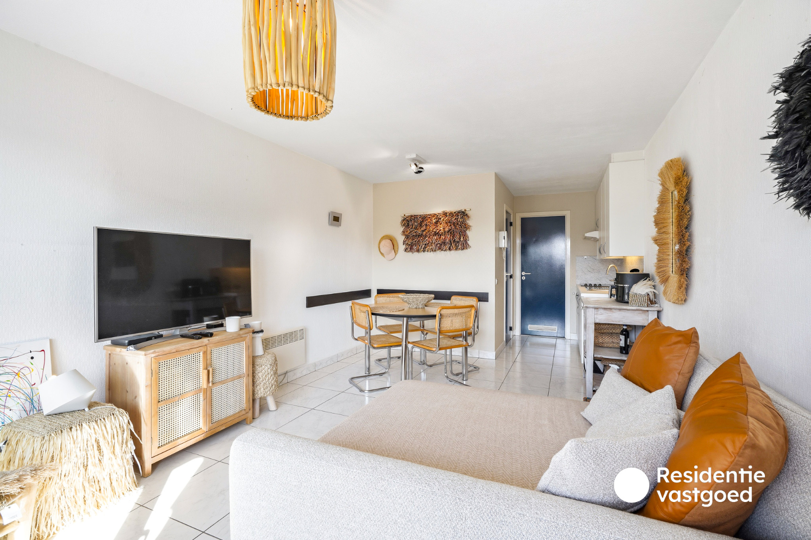 Lichtrijk zongerichte studio met slaaphoek, gelegen op 300m van de zee te Koksijde. - foto 5
