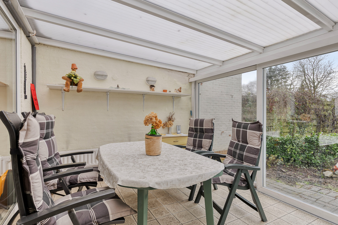 Te renoveren half open bebouwing in rustige woonwijk - foto 3