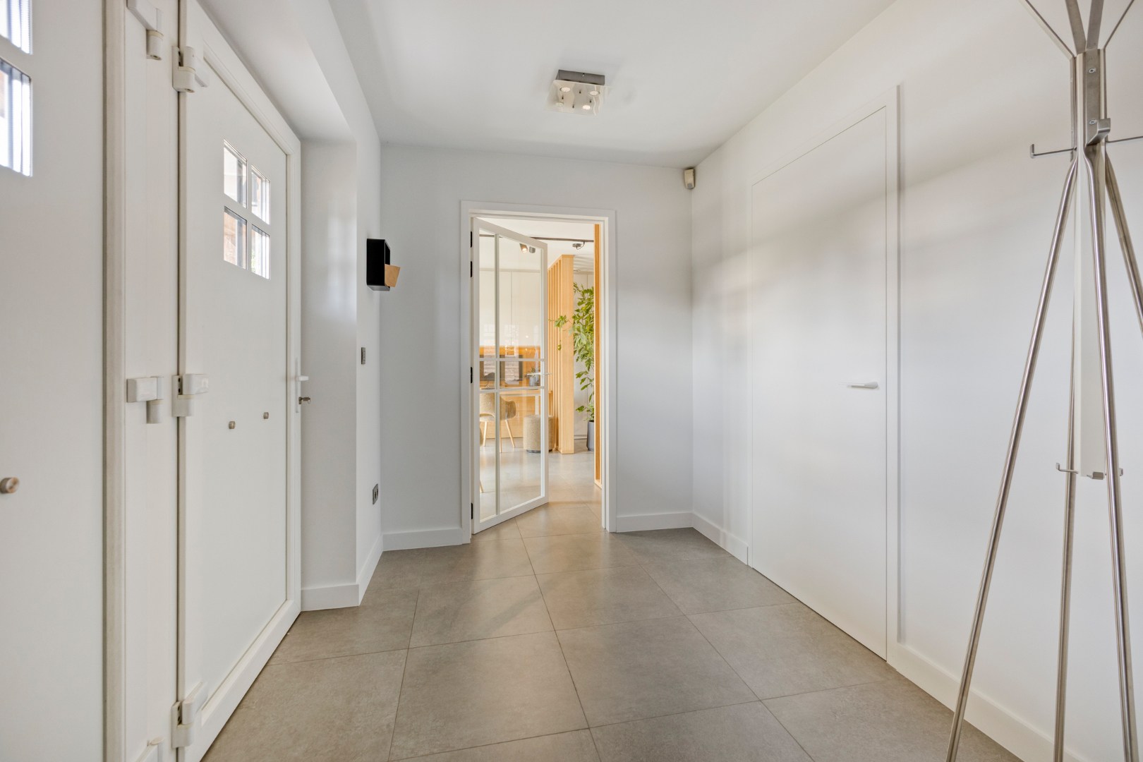 Exclusieve en energiezuinige villa met 5 slpk. in Geel - foto 2