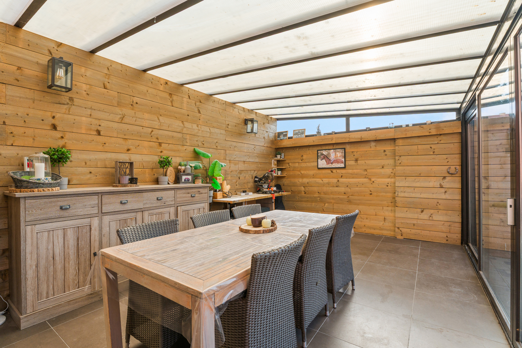 Instapklare halfopen bebouwing met zonnige tuin nabij centrum Lokeren - foto 5