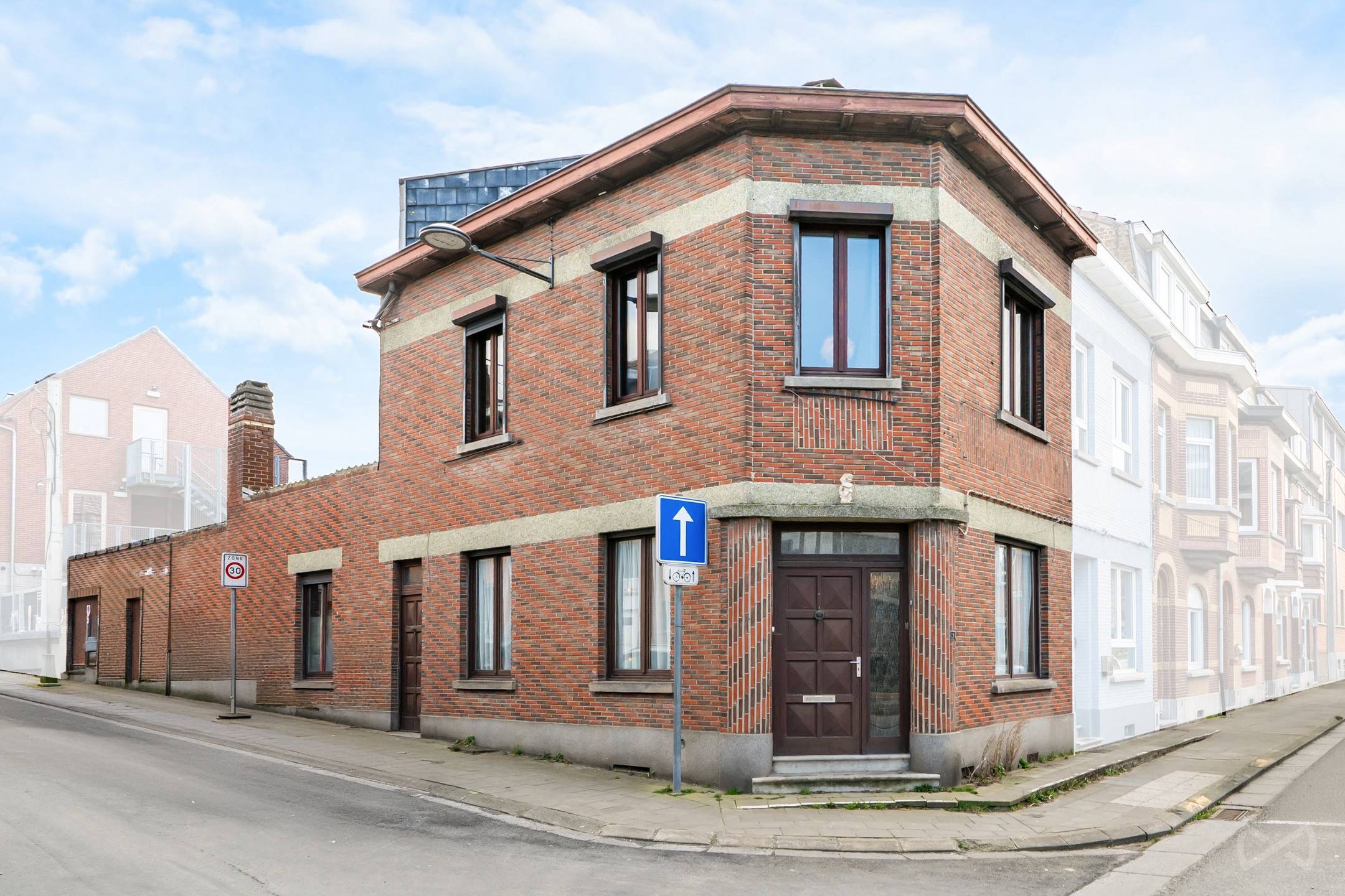 Maison à vendre à Enghien avec 3 chambres - photo 1