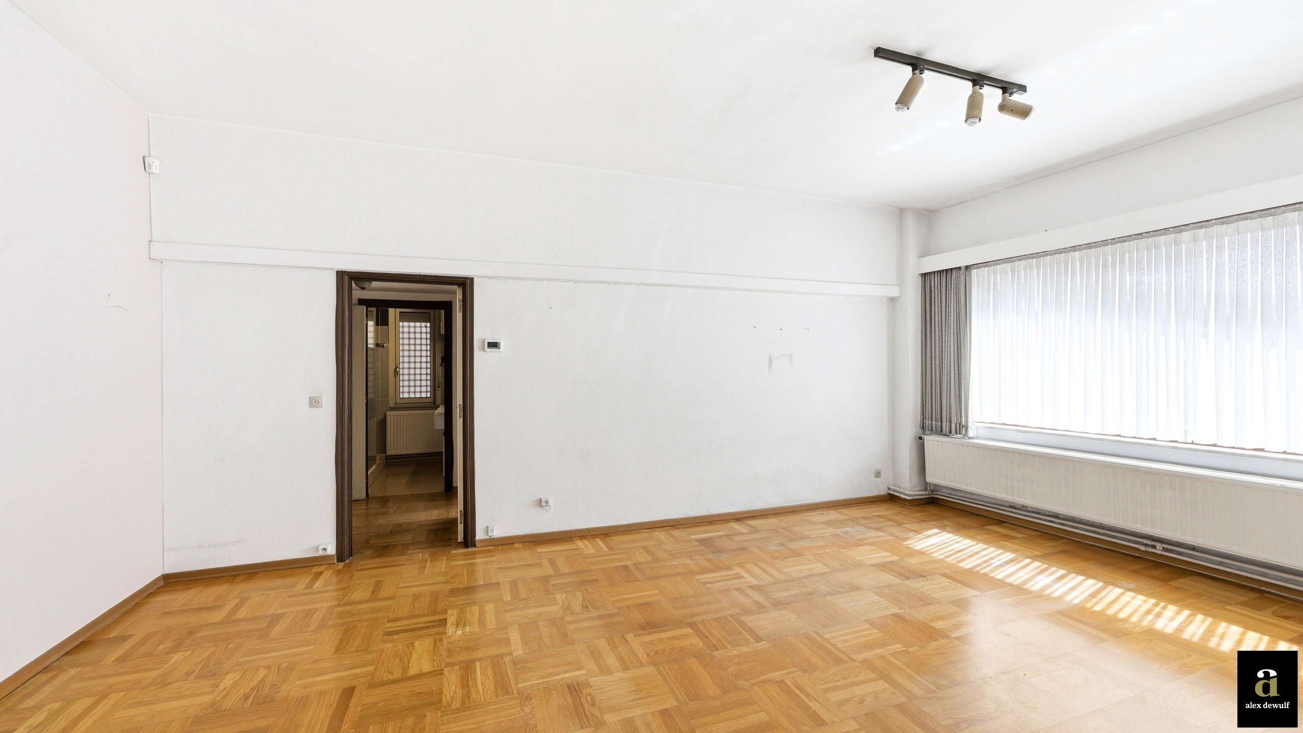 Apartment for sale in Knokke-Heist with 2 bedrooms - photo 4