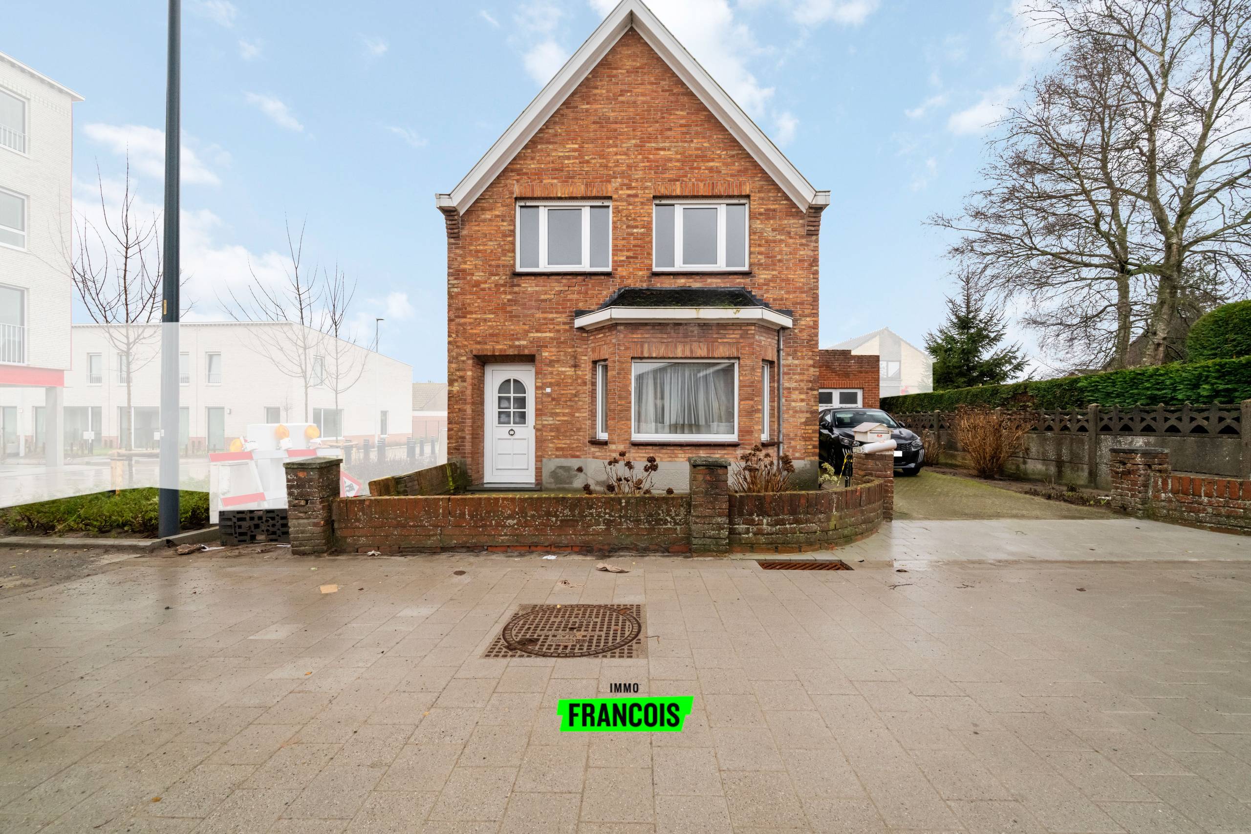 Te renoveren woning met veel potentieel in Oudenburg - foto 2