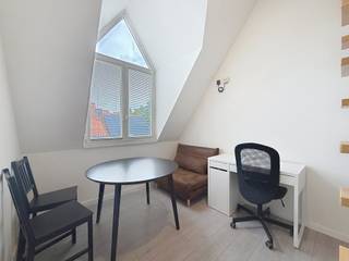 ENKEL STUDENTEN, GEEN DOMICILIE Frans Ackermansstraat 22/115: Gezellige gemeubelde duplex studio nabij Keizer Karelstraat met eigen badkamer...