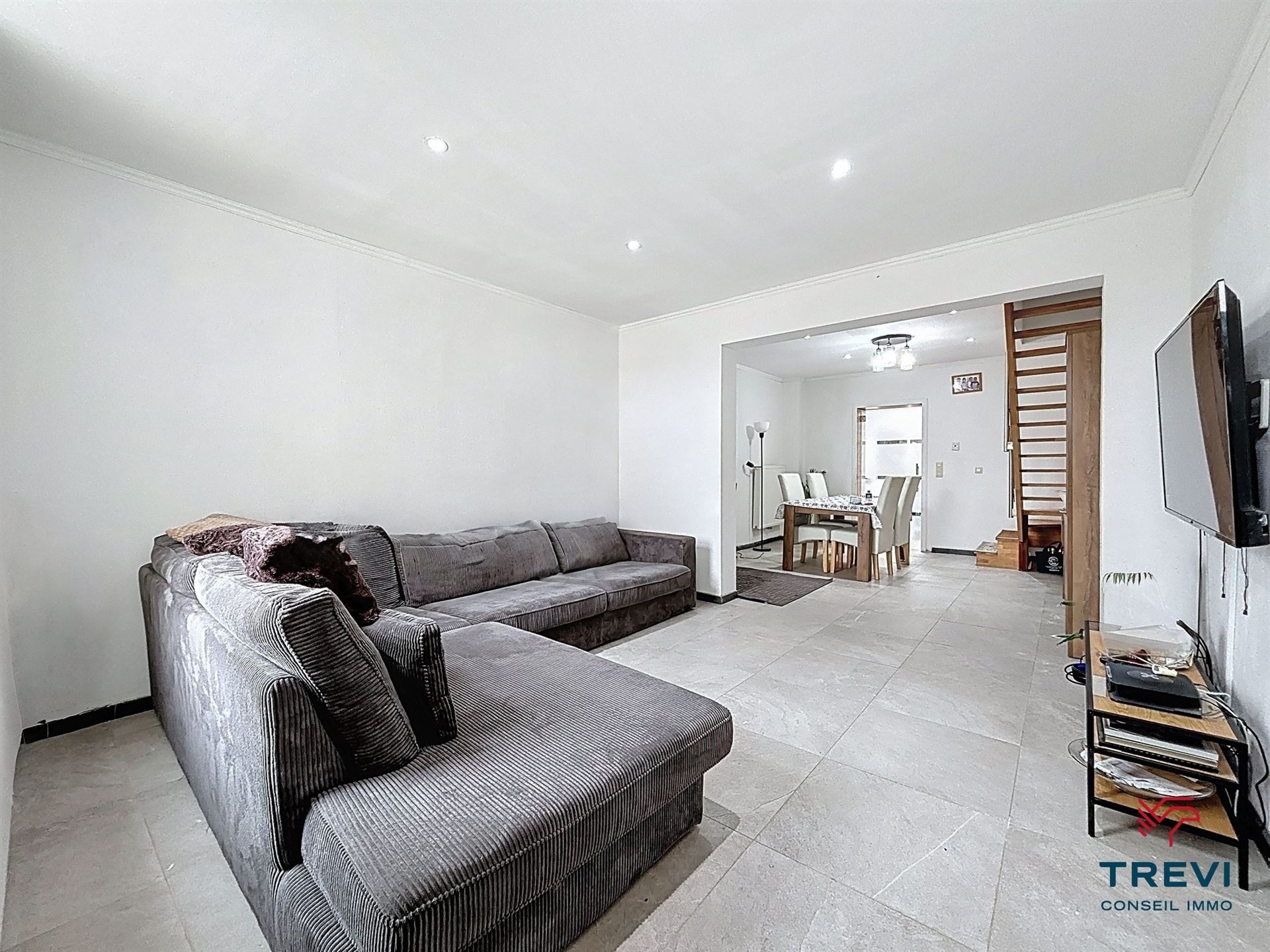 SOUS OPTION Belle maison rénovée 3ch et jardin - photo 4