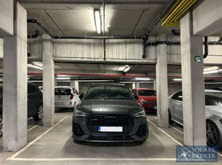 Invaliden parking te huur in een beveiligd gebouw in het centrum van Strombeek-Bever. Voor meer informatie of een afspraak voor een bezoek kunt u...