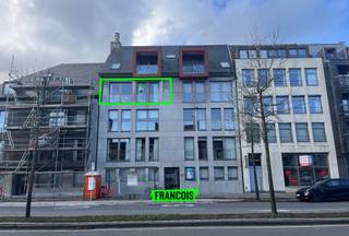 Ontdek dit instapklare appartement op de derde verdieping, gelegen op een centrale locatie in Brugge met een vlotte bereikbaarheid te voet, met...