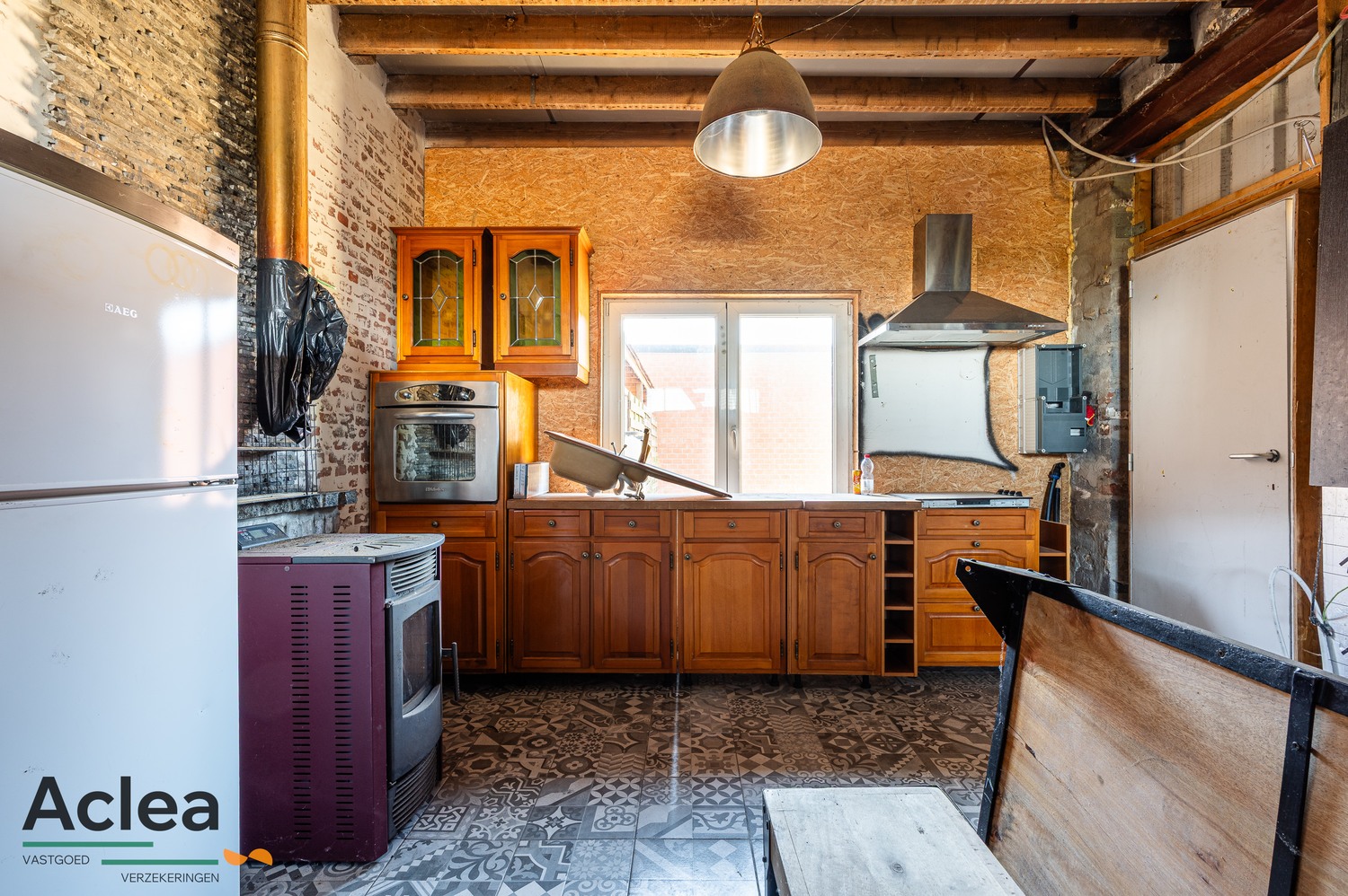 Volledig te renoveren woning met uitbreidingsmogelijkheden en open zichten - foto 3