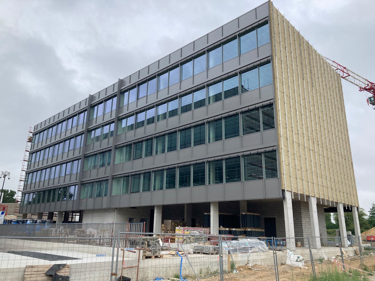 Offices (1,000 - 9,000 m²) at The Loop in Ghent - photo 2