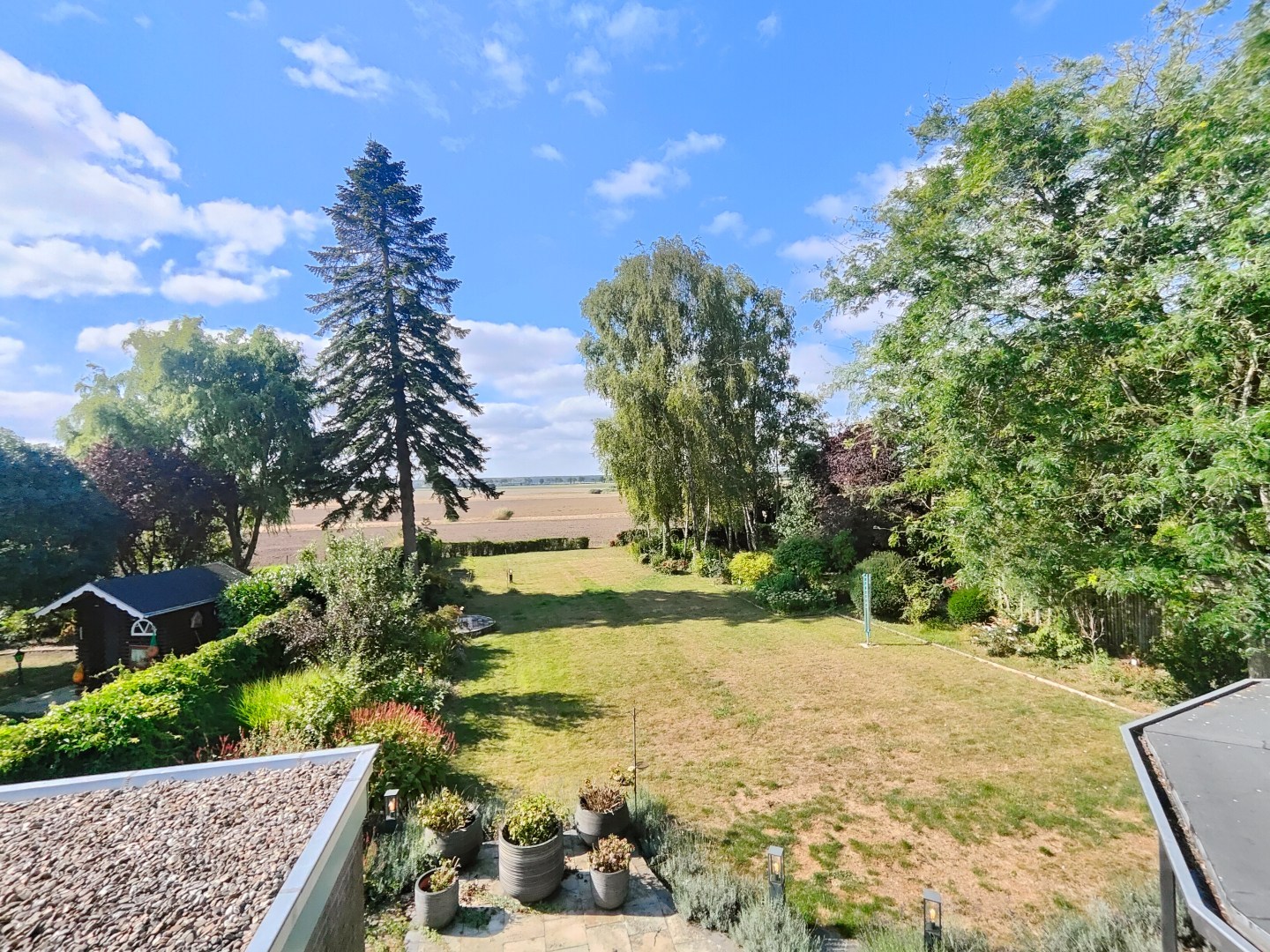 Stijlvol gerenoveerde vrijstaande villa met panoramisch uitzicht op de polders – gelegen op ca. 1.280 m² in het charmante Aardenburg! Nederland. - foto 3